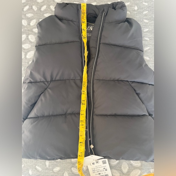 Zara  Vest Gray - 2-3 kids size - Picture 13 of 13